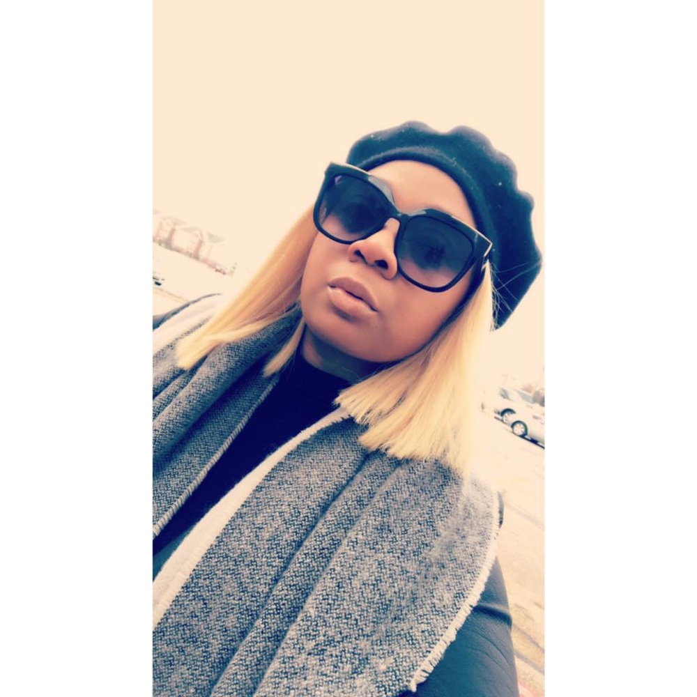 Meet your Posher, Sharonda